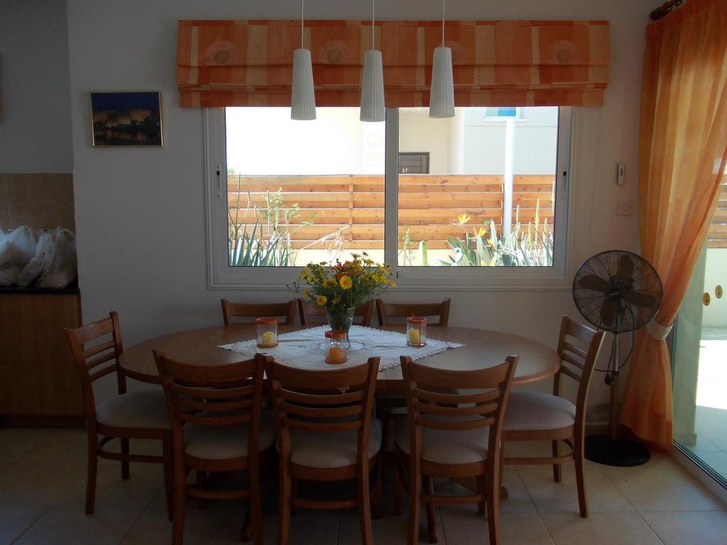 Alkioni 28 * Paralimni