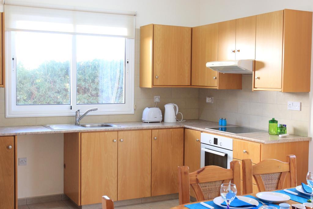 Sandy Coast Villas Kamelia Villa Argaka