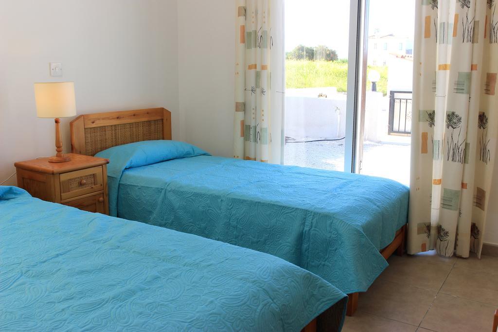 Sandy Coast Villas Amariliz * Argaka