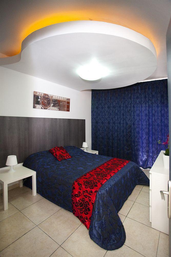 Aparthotel The Palms