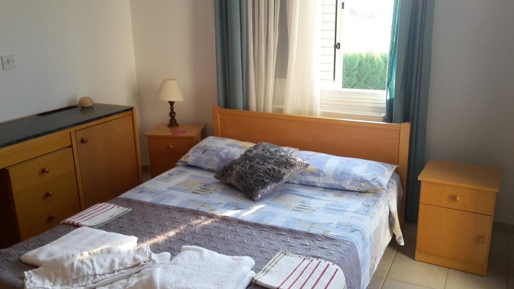 Villa Papas Villas Polis
