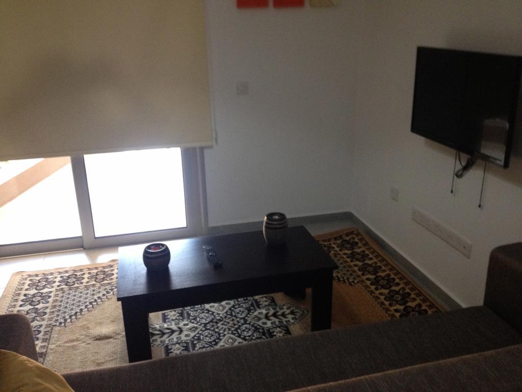 Niro Apartamento Polis