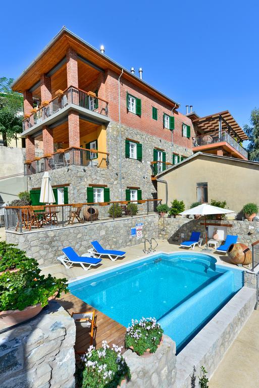 Vasilikis House *