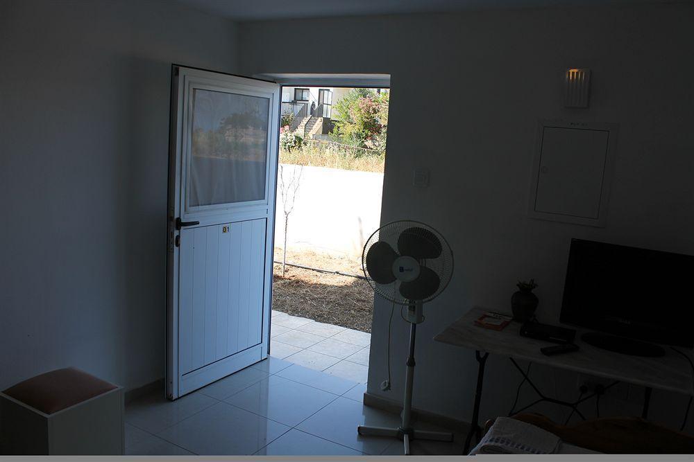 Galatia's Court Paphos