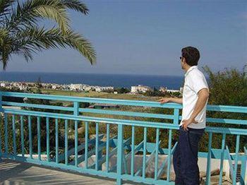 Sunny Hill Aparthotel Klorakas