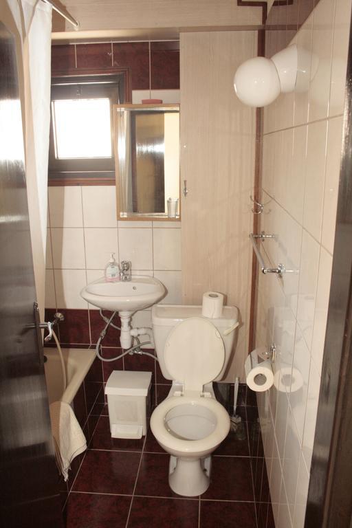 Cinderella Flats Apartment *