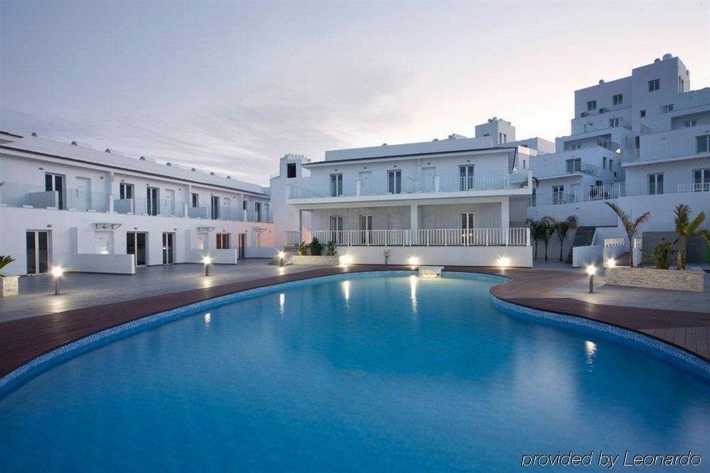 Aparthotel High View Gardens Mazotos