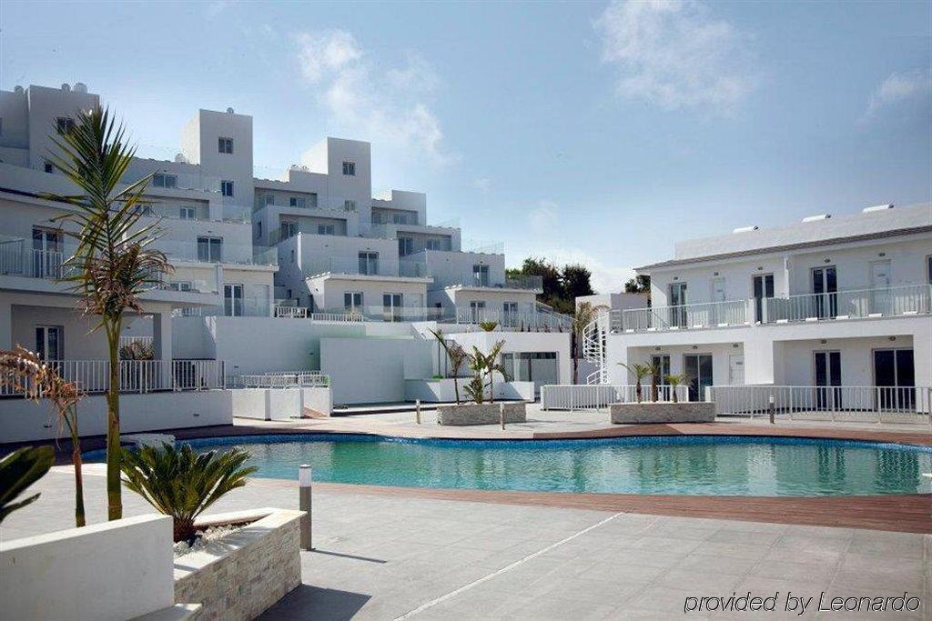 High View Gardens Aparthotel Mazotos