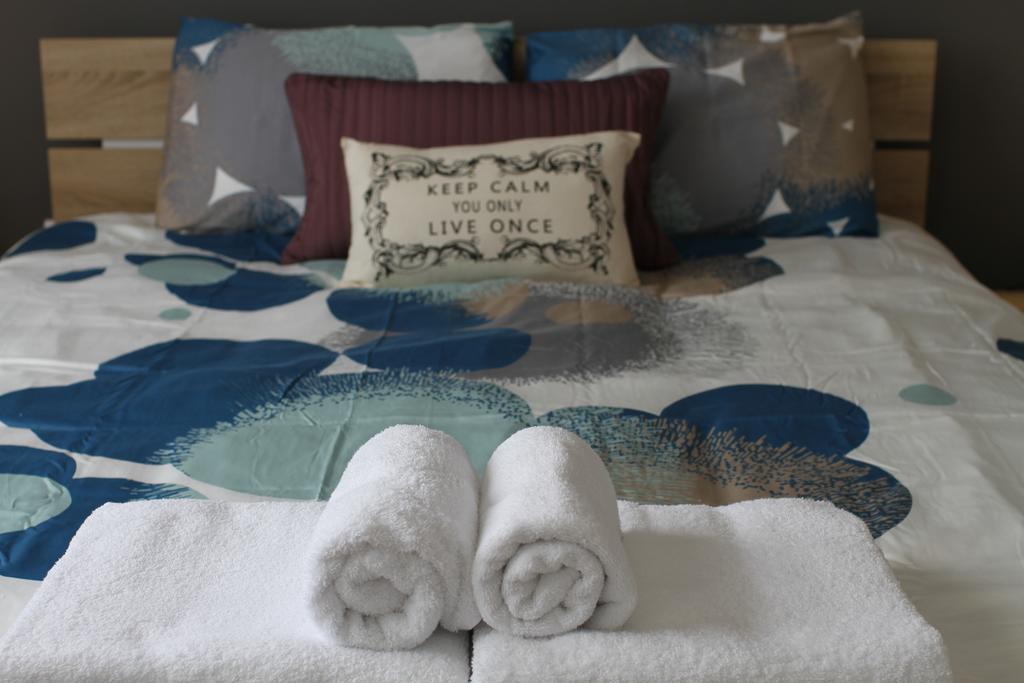 Pebble Apartment *
