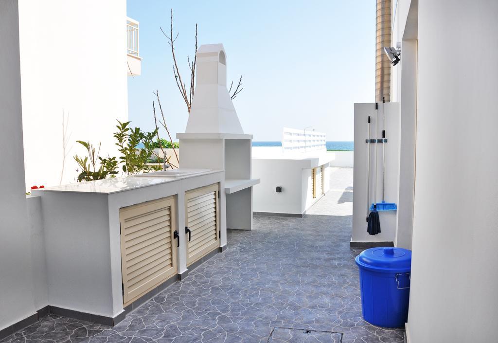 Waves Villa