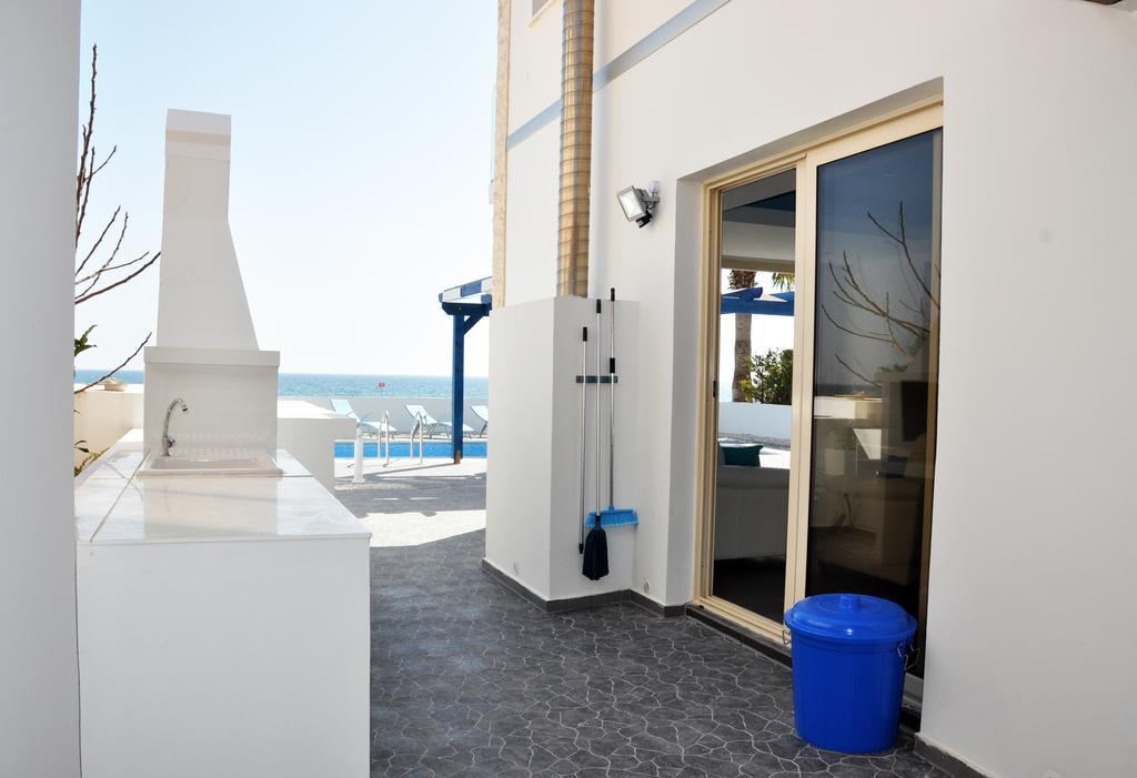 Villa Waves *