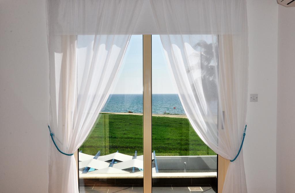 Villa Waves Mazotos