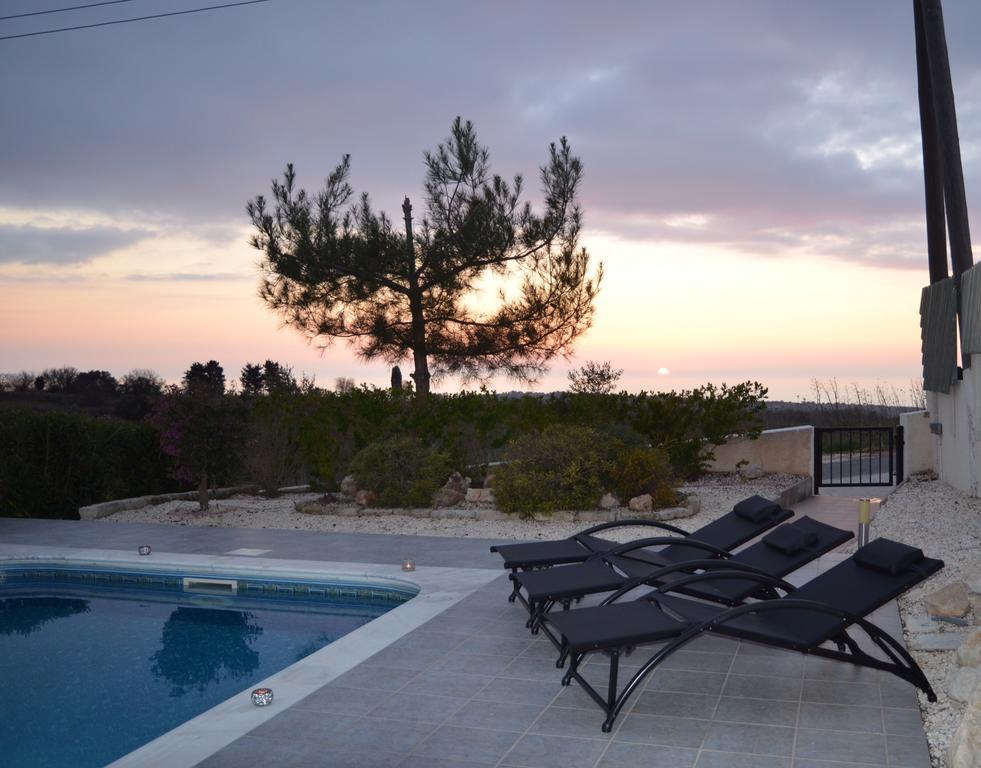 Alethia Villa Kathikas