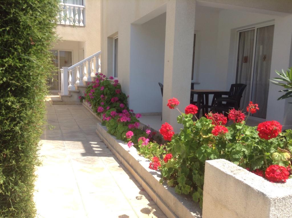 Constantia Gardens