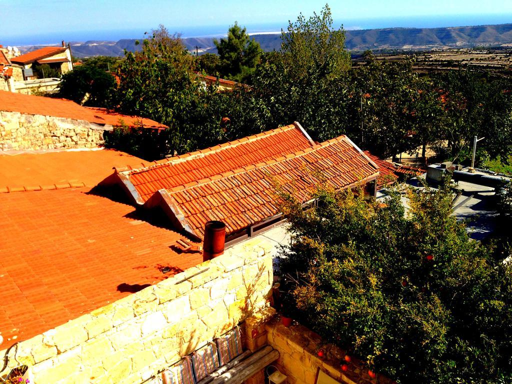 Traditional Stone House Pousada
