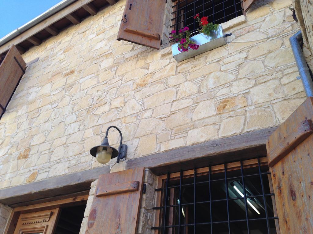 Pousada Traditional Stone House Lofou