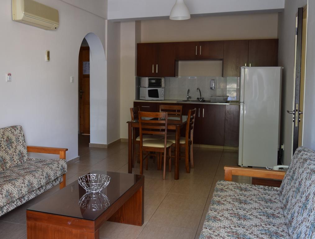 Aparthotel Anna Kissonerga