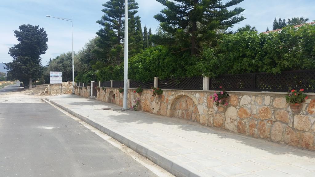 Eliofos Elegant Maisonettes Aparthotel