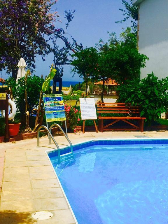 Aparthotel Bay View 3*