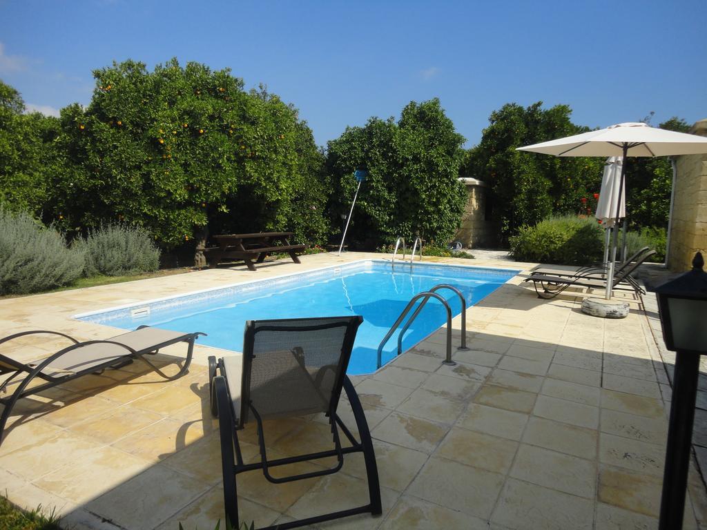 Spanos House Appartement *
