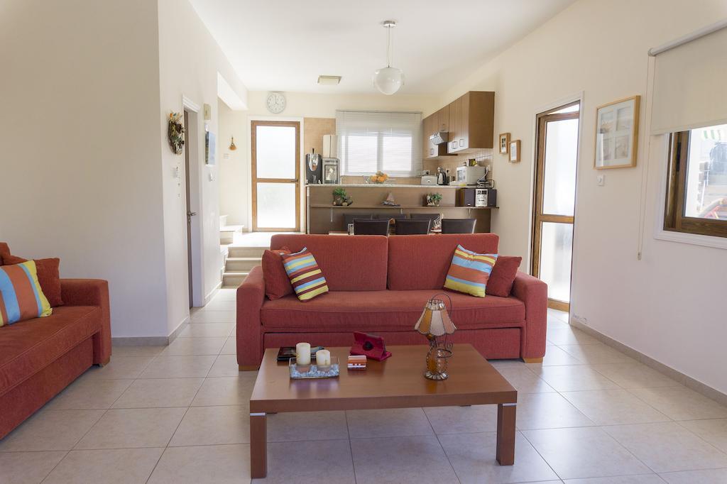 Villa Chara Elizabeth No 2 Protaras