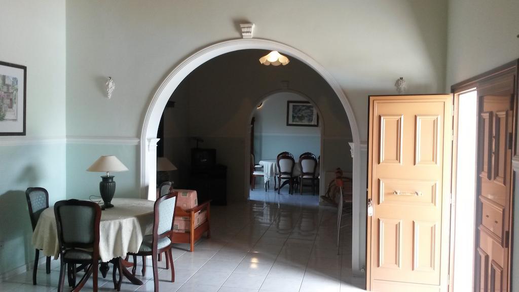 Villa Androulla Maroni