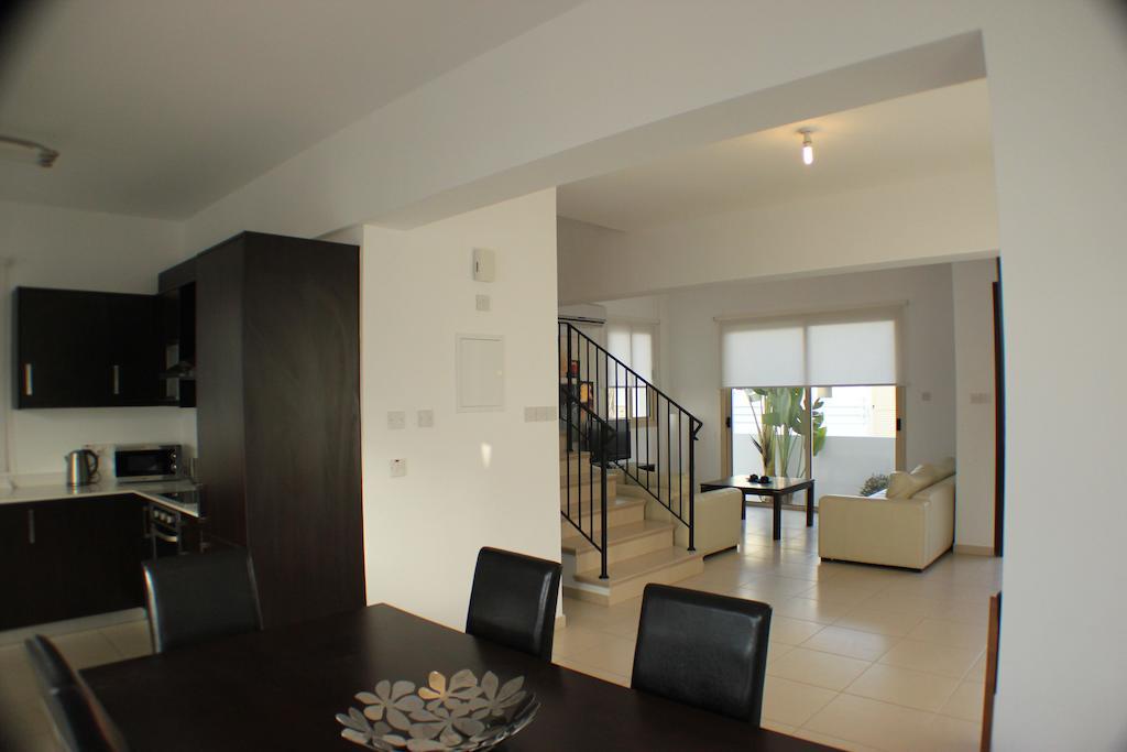 Villa Palm Tree Protaras