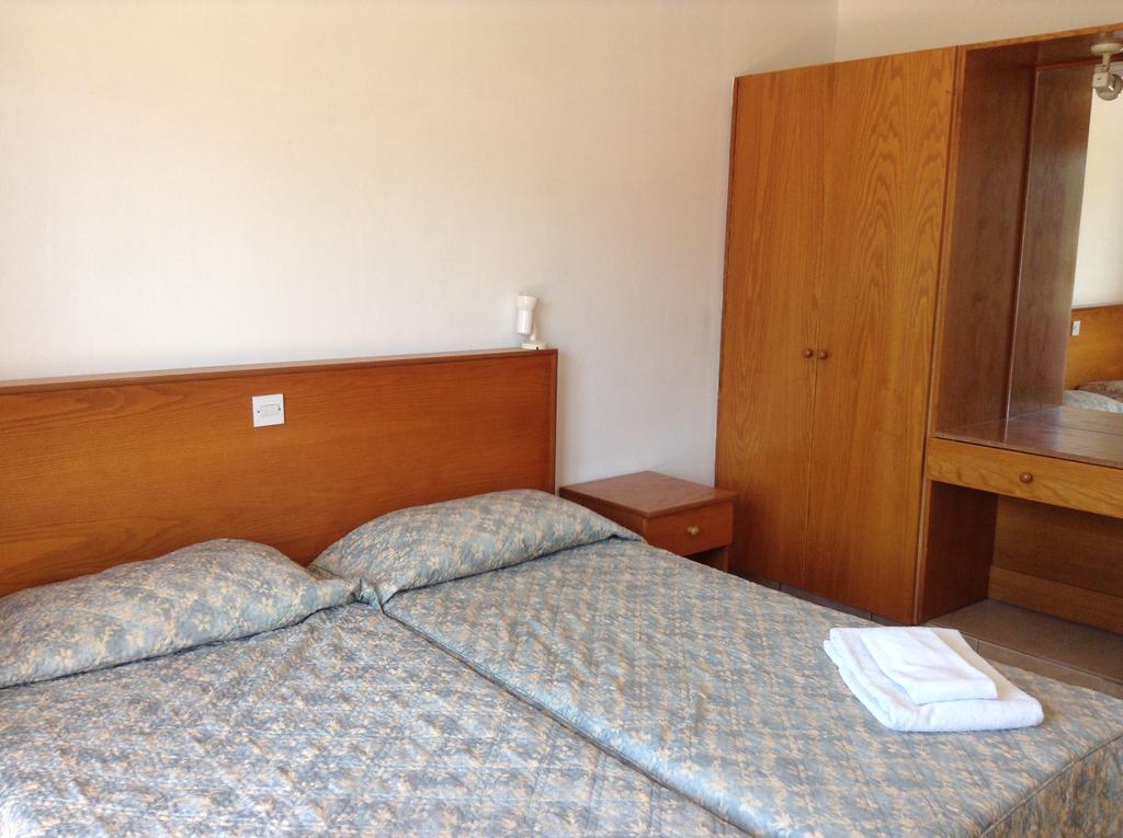 Aparthotel Valana Limassol