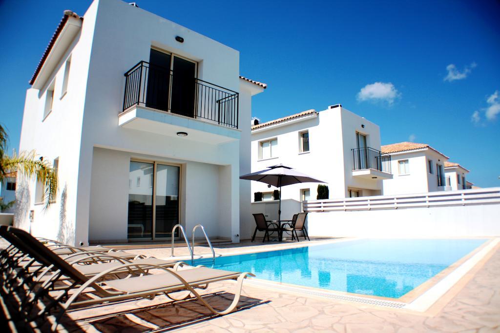 Villa Palm Tree Protaras