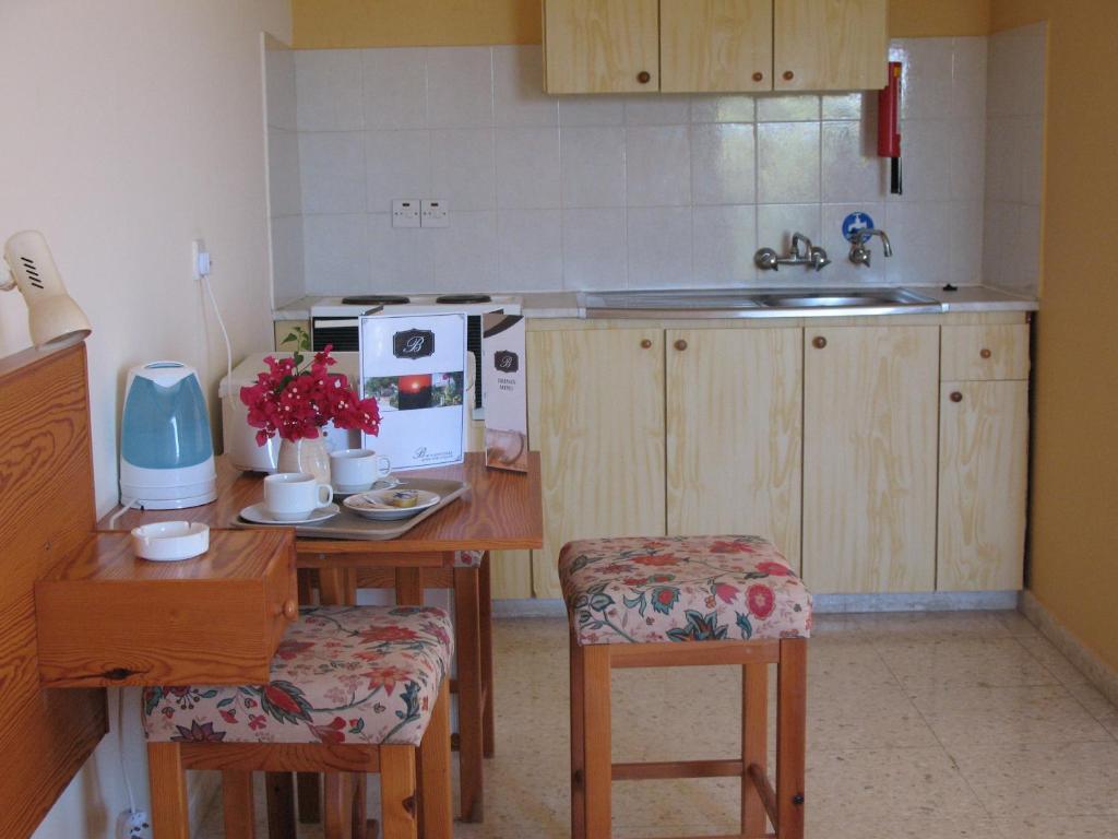 Bougainvillea Aparthotel Polis