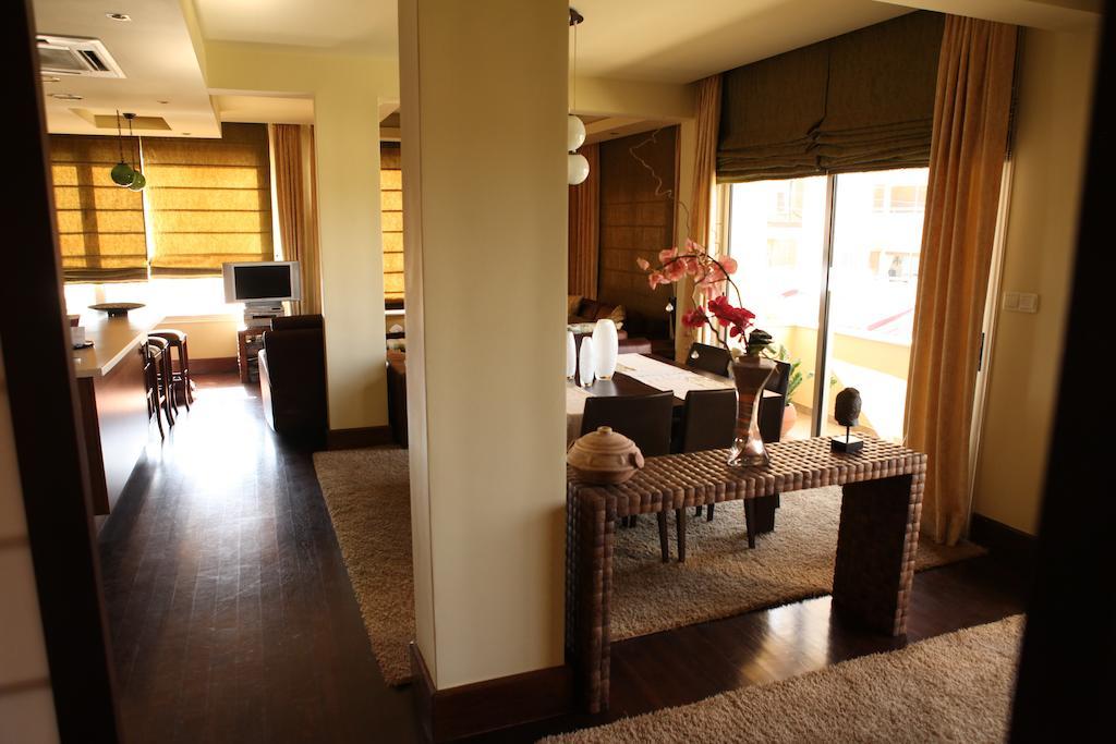 Apartment Quattro Sea View Beachfront Ap 6 *