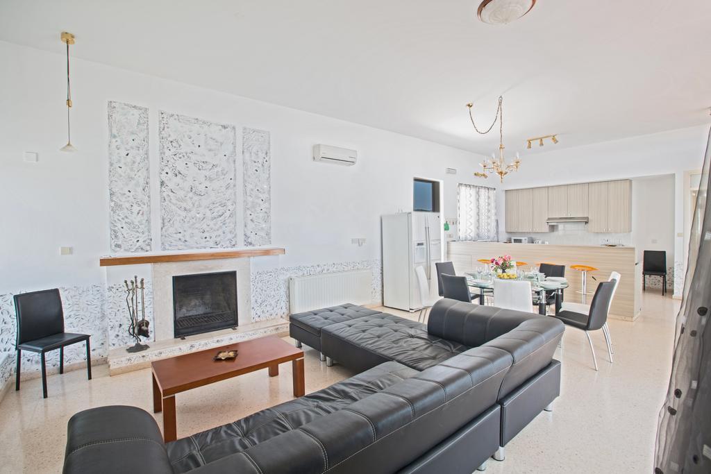 Napa Nissi House Ayia Napa