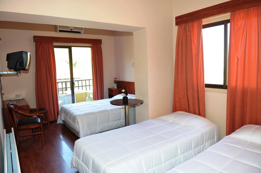 Hotel Ekali