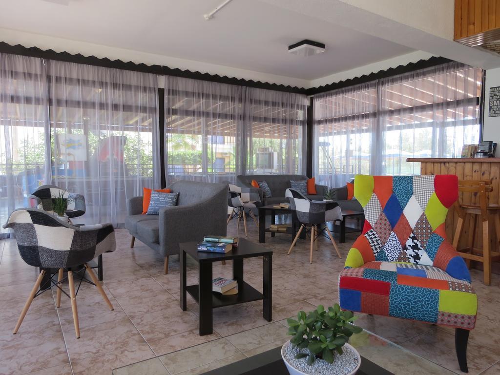Aparthotel Carina 2*