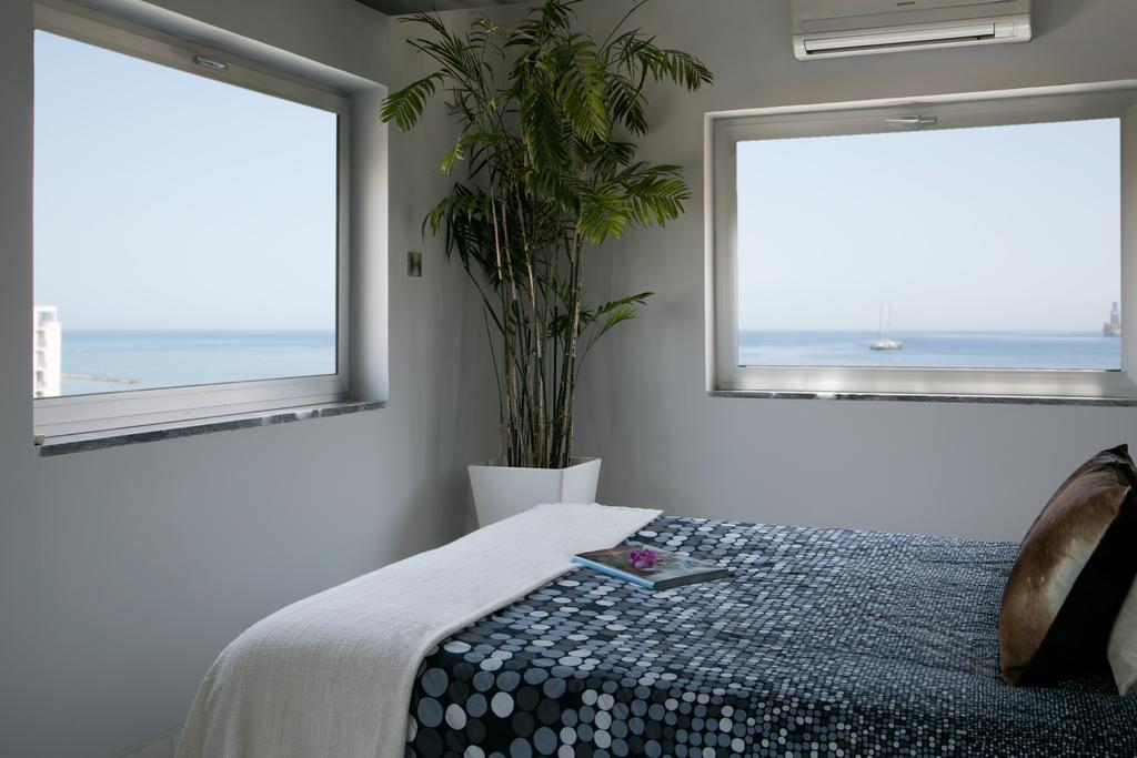 Koralli City Sea Business Suites Limassol