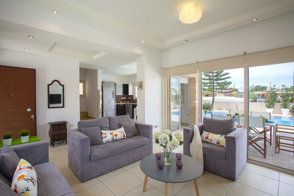 Villa Michelle 2 *