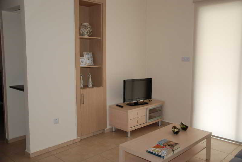 Resort Mythical Sands Paralimni