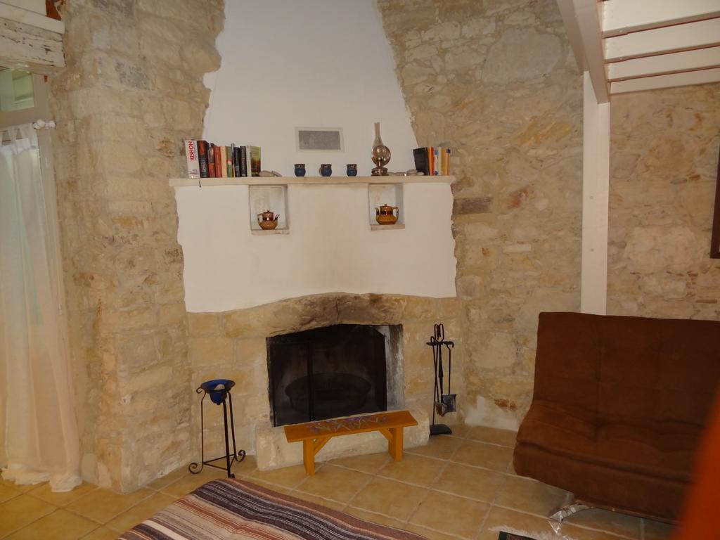 Country house Oinochori Vouni