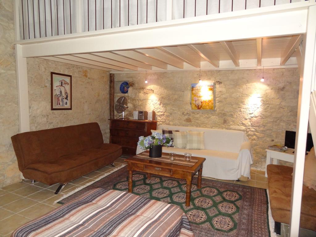 Country house Oinochori