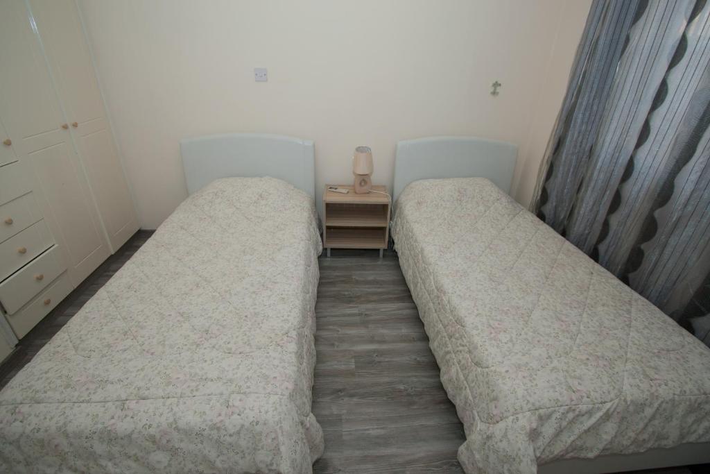 Santa Barbara Complex Apartment