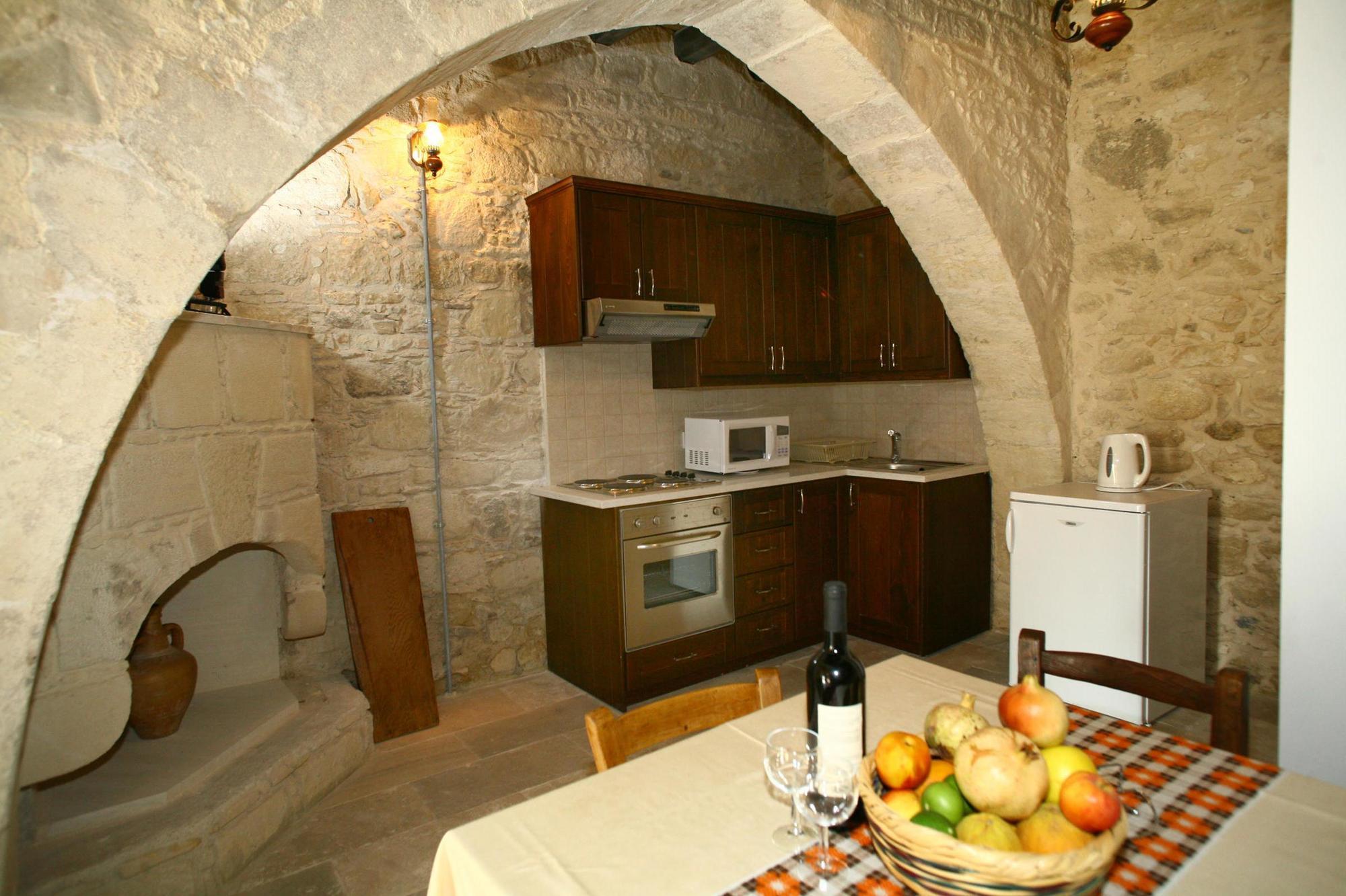 Country house Leonidas Village *