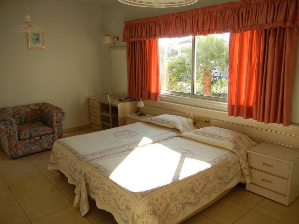 Aparthotel Tsialis 2*