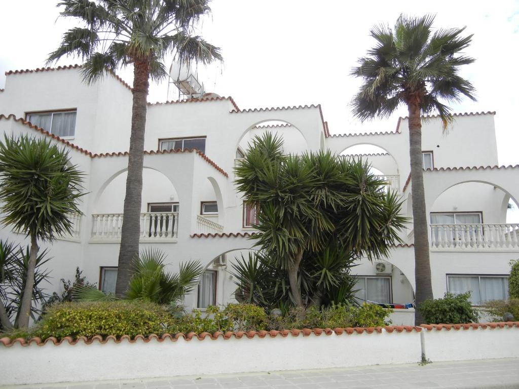 Tsialis Aparthotel Larnaca