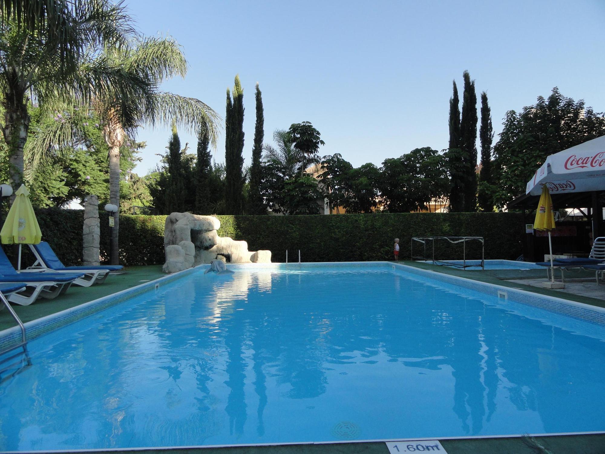 Aparthotel Estella Limassol
