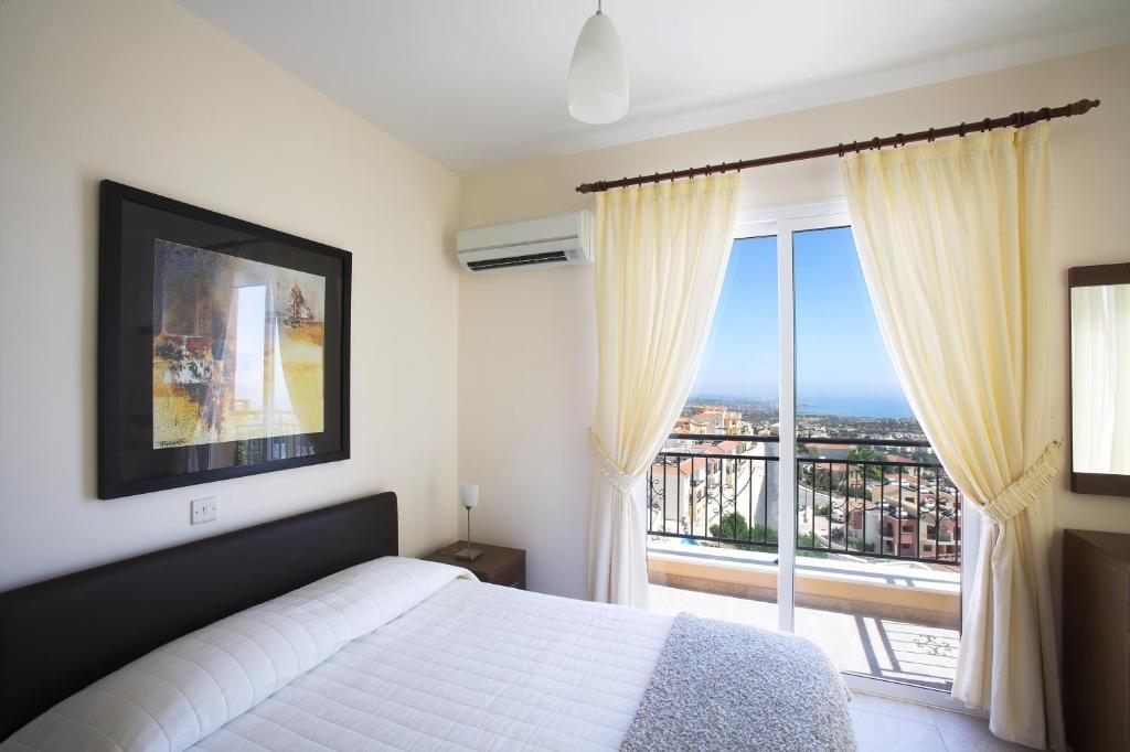 Club Coral View Peyia