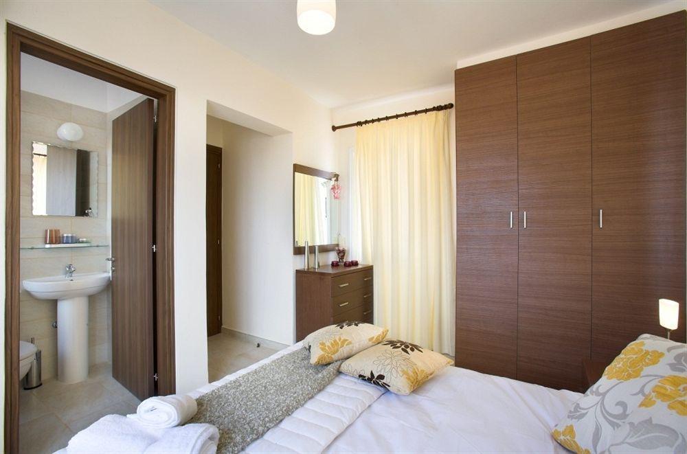 Club Coral View Aparthotel Peyia