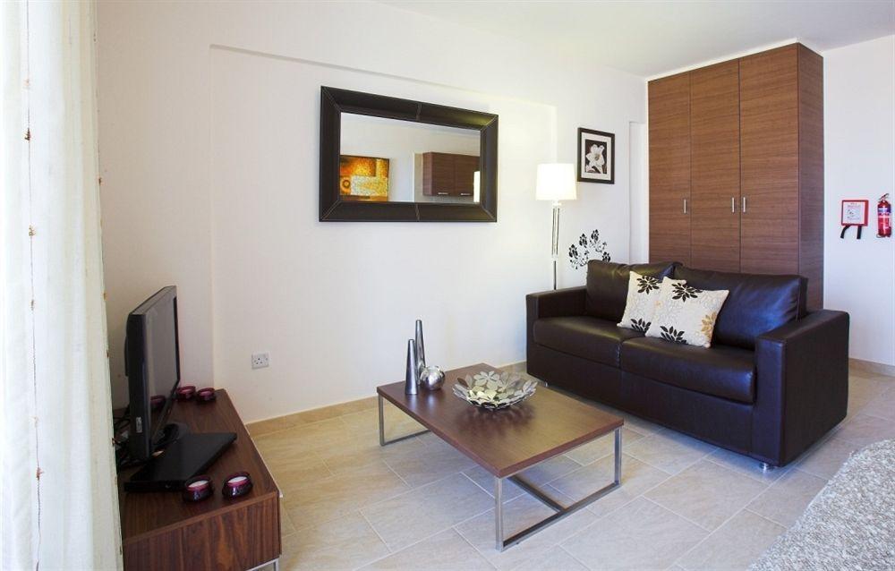 Club Coral View Aparthotel Peyia