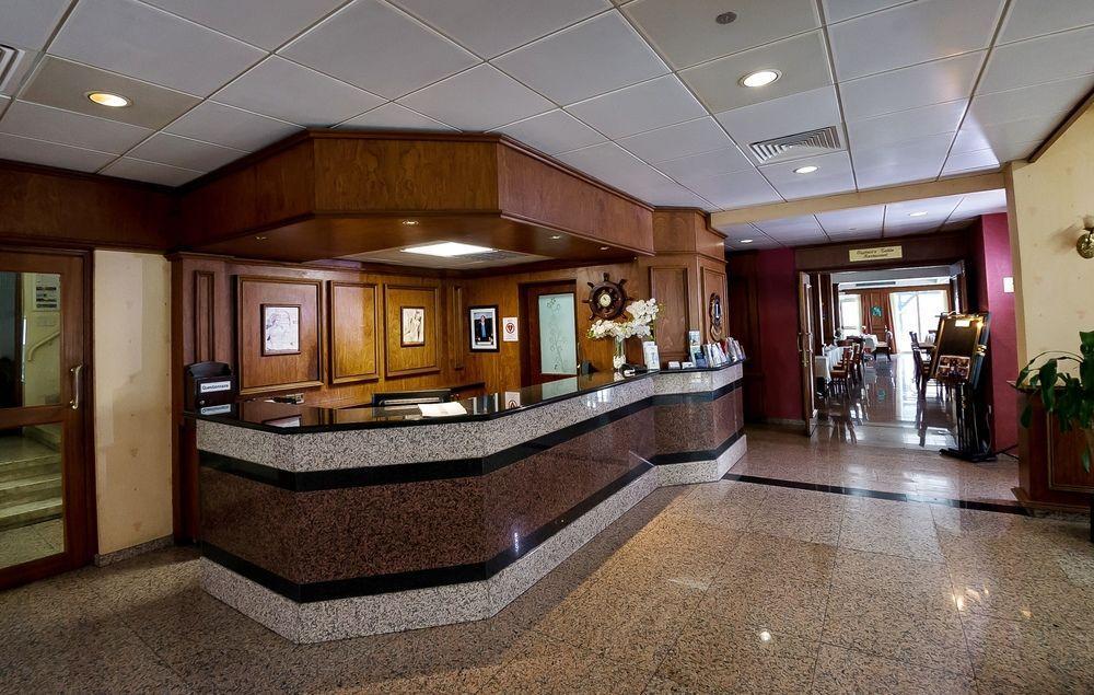 Kapetanios Hotel 3*