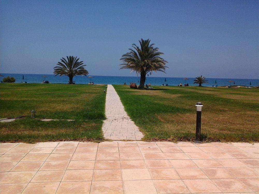 Natura And Hotel 3*