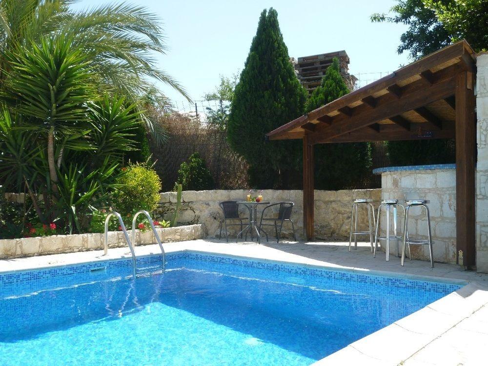 Avra Family Maisonettes Apartment Polis